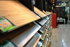 包罗水泥、沙子、板材等大材